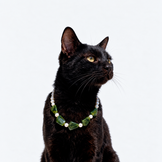 Verdant Heirloom Necklace